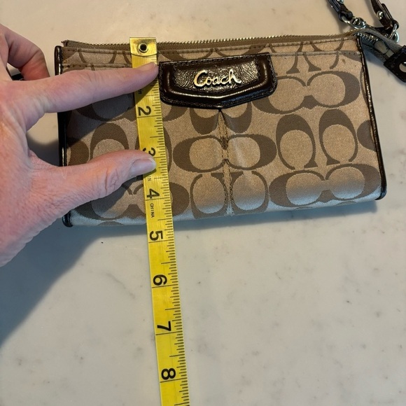 Coach Wristlet - Picture 8 of 10